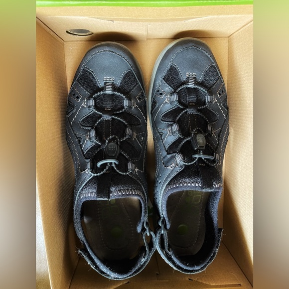 Earth Origins size 8 - Picture 2 of 4